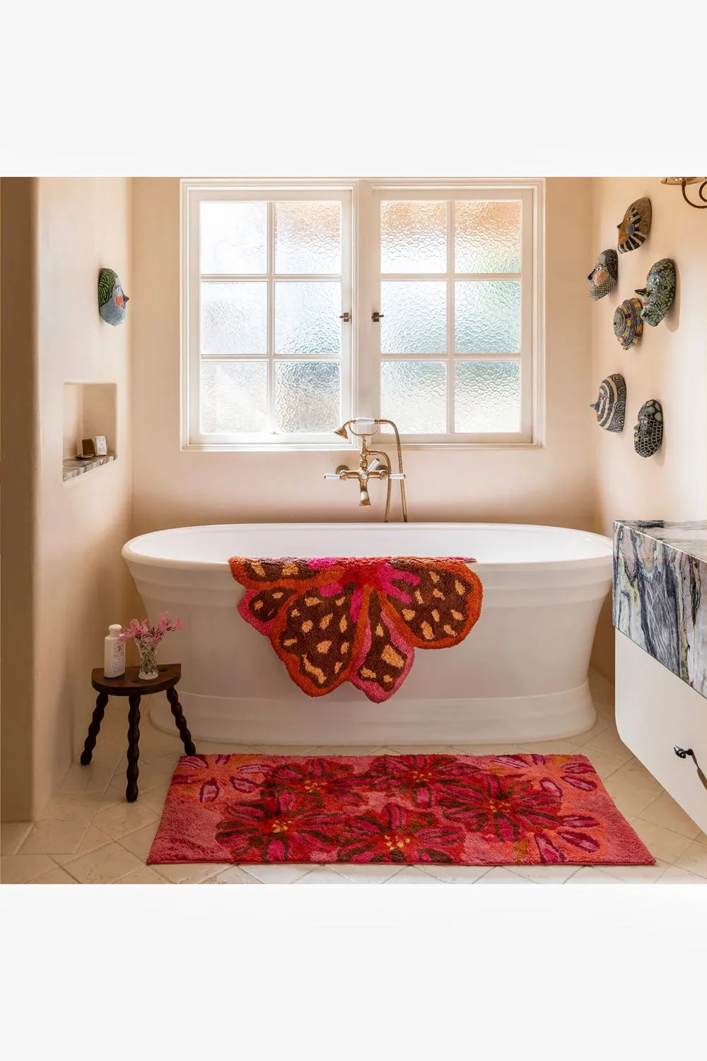 BONNIE AND NEIL PINK FLORAL BATH MAT