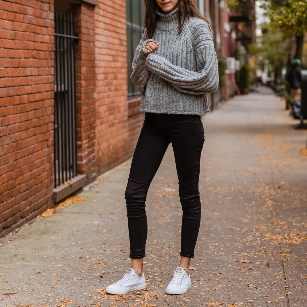 Women's Classic Low Top | White